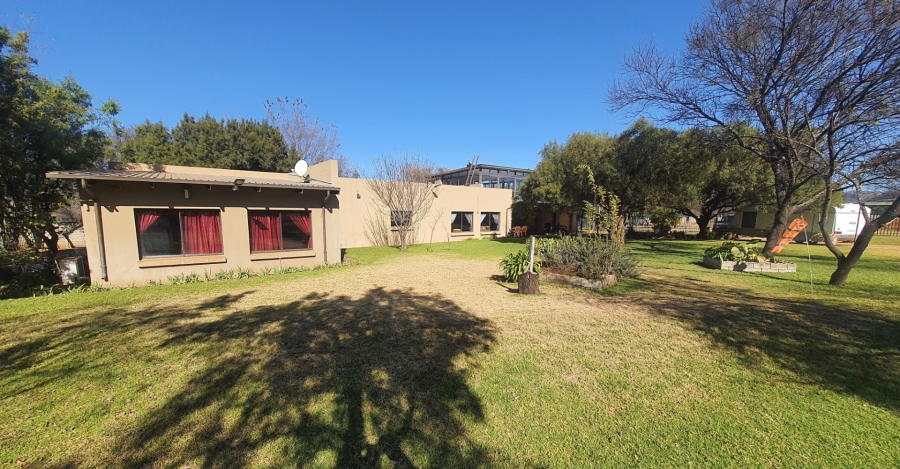 5 Bedroom Property for Sale in Rietfontein A H North West